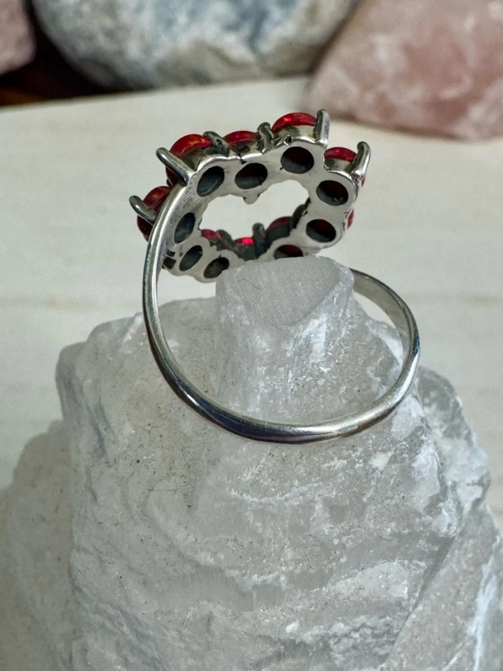 Balloon Opal Red Heart Cluster Ring set in Sterling silver - Picture 4 of 7